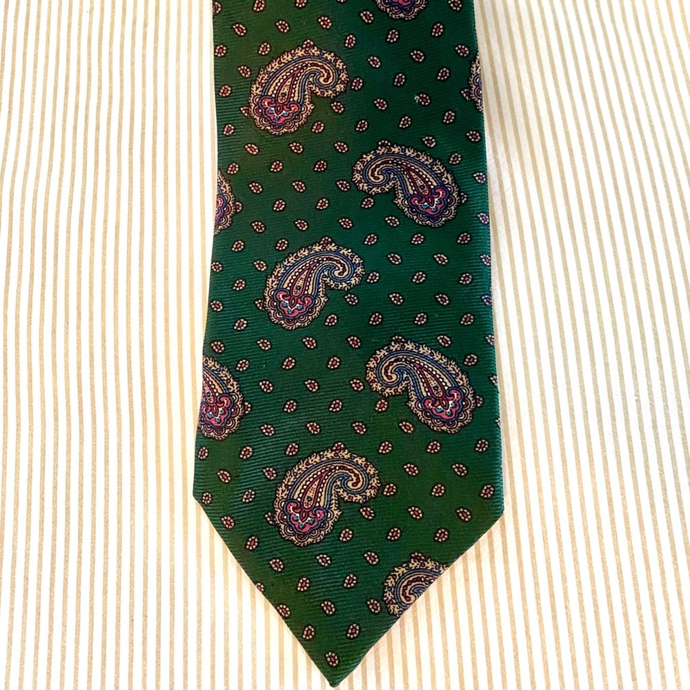 Vintage John Comfort 100% silk paisley necktie